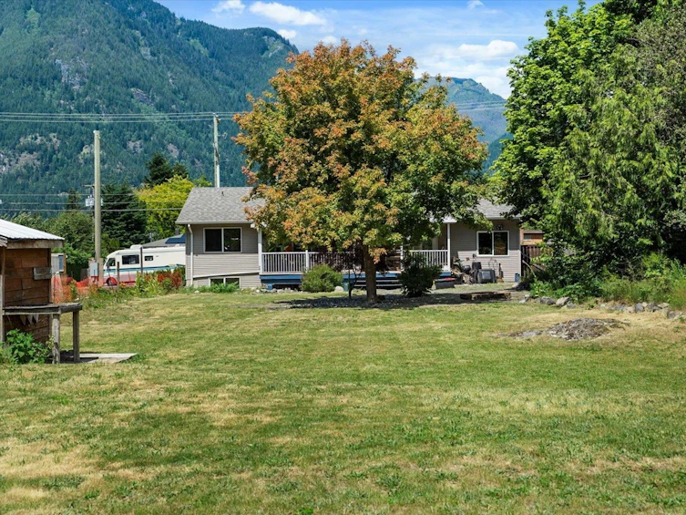 574 Park Street, Hope, BC, V0X 1L0 - 39