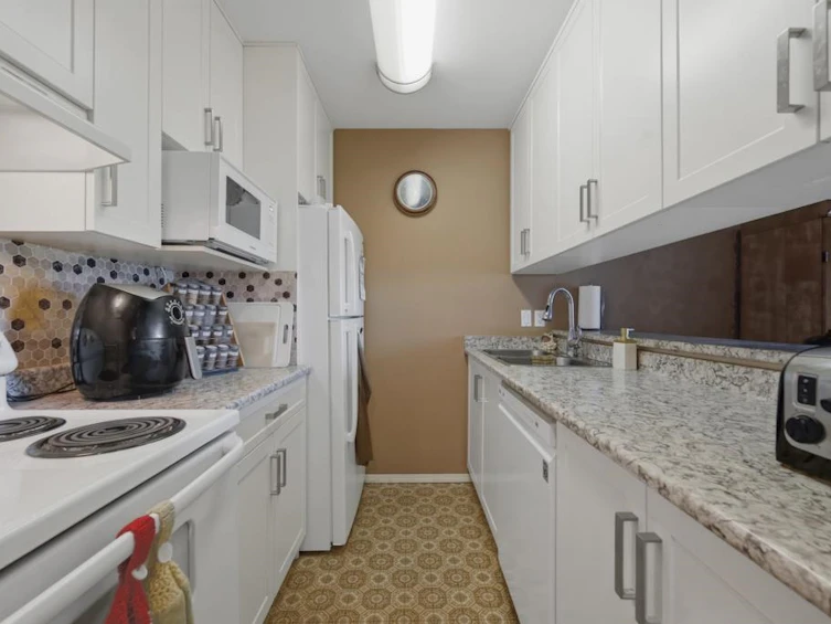 203-45875 Cheam Avenue, Chilliwack, BC, V2P 1N7 - 7