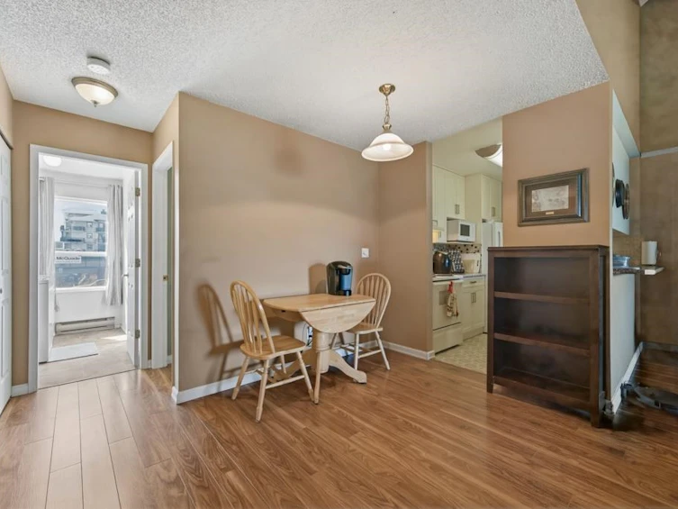 203-45875 Cheam Avenue, Chilliwack, BC, V2P 1N7 - 5