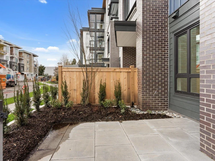 117-13777 75a Avenue, Surrey, BC, V3W 3W4 - 2