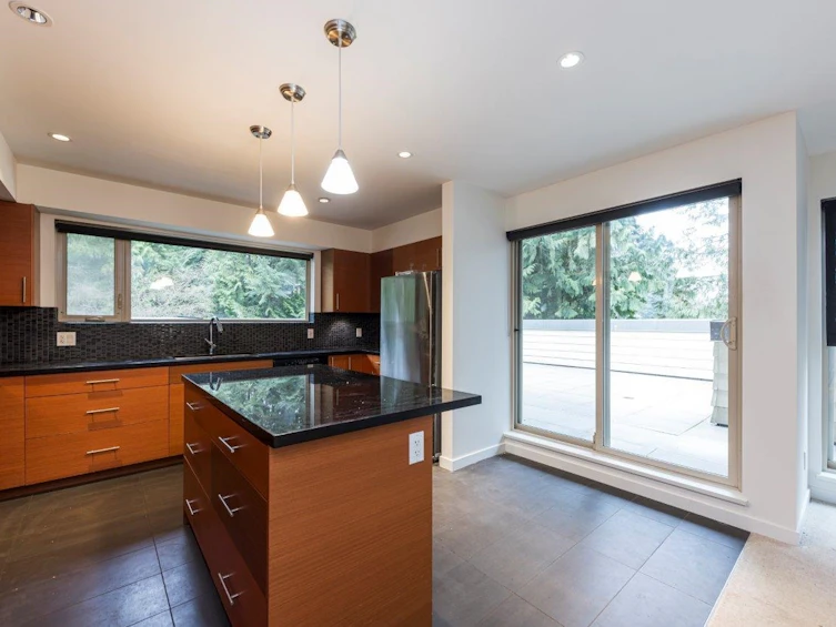 PH1-2832 Capilano Road, North Vancouver, BC, V7R 4H5 - 4
