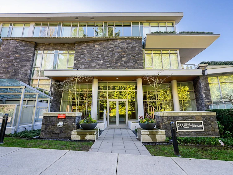401-768 Arthur Erickson Place, West Vancouver, BC, V7T 0B6 - 3