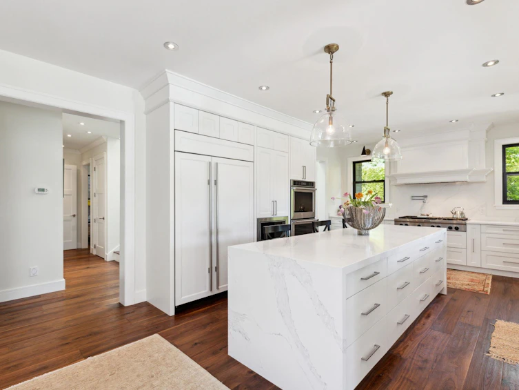939 Friar Crescent, North Vancouver, BC, V7G 1M5 - 8
