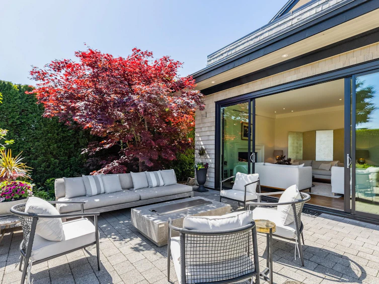 939 Friar Crescent, North Vancouver, BC, V7G 1M5 - 34