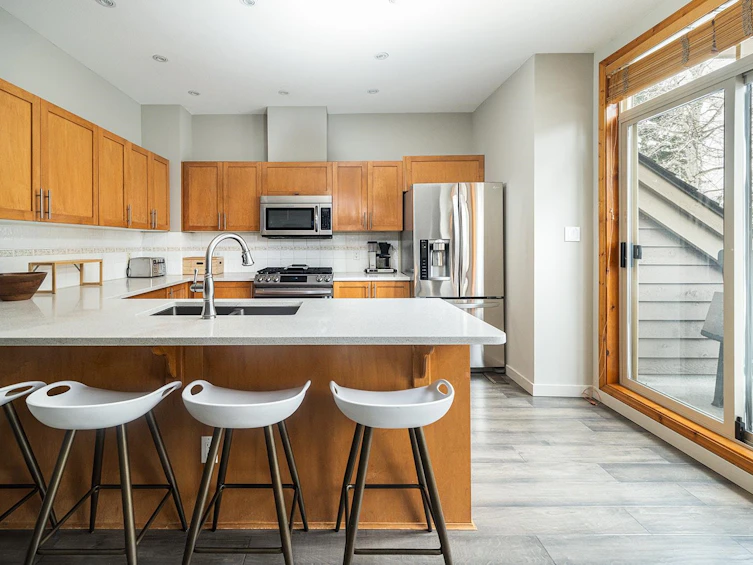 18-8030 Nicklaus North Boulevard, Whistler, BC, V8E 1J7 - 8