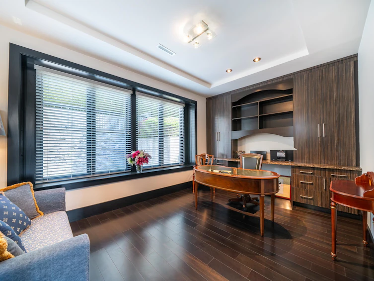 1068 Holdom Avenue, Burnaby, BC, V5B 3V6 - 22