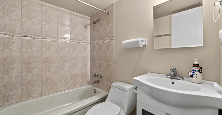 7080 Lucas Road, Richmond, BC, V6Y 1E9 - 3