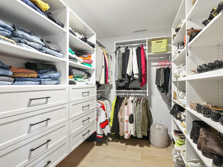 1725 Peters Road, North Vancouver, BC, V7J 1Y7 - 12