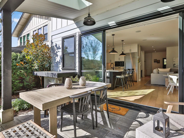 1725 Peters Road, North Vancouver, BC, V7J 1Y7 - 20