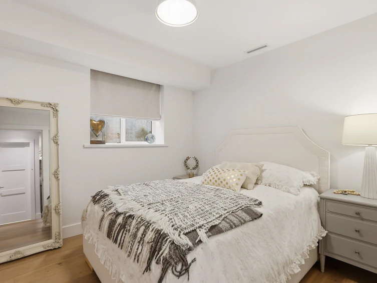 1725 Peters Road, North Vancouver, BC, V7J 1Y7 - 18
