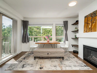 217-801 Klahanie Drive - 5