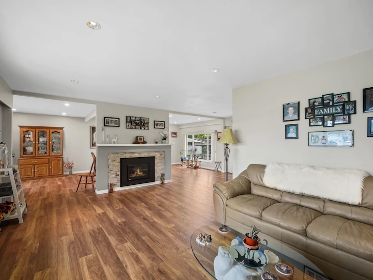 24322 46a Avenue, Langley, BC, V2Z 2M3 - 3