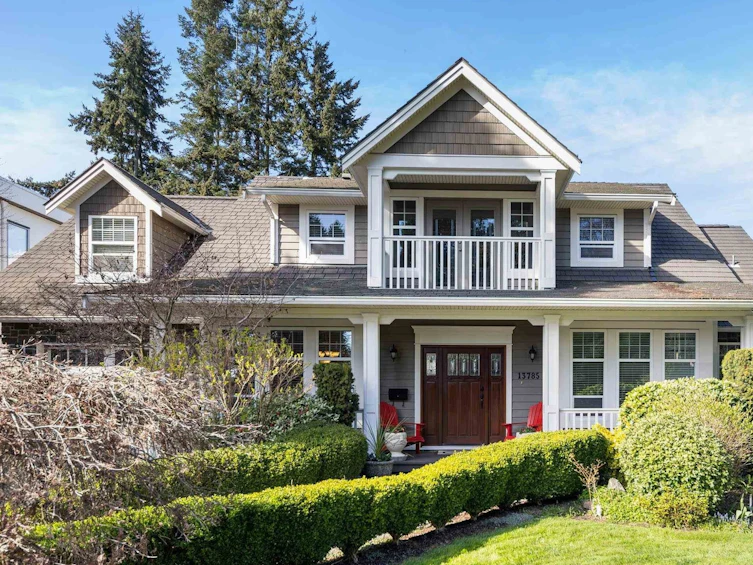 13785 Marine Drive, Surrey, BC, V4B 1A3