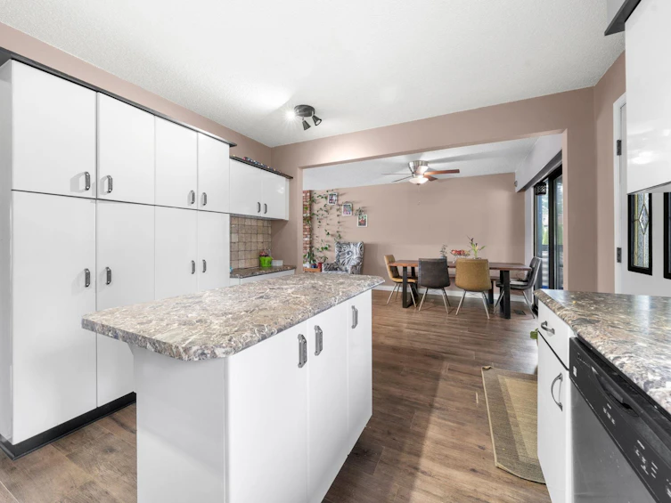 20272 46a Avenue, Langley, BC, V3A 5K4 - 21