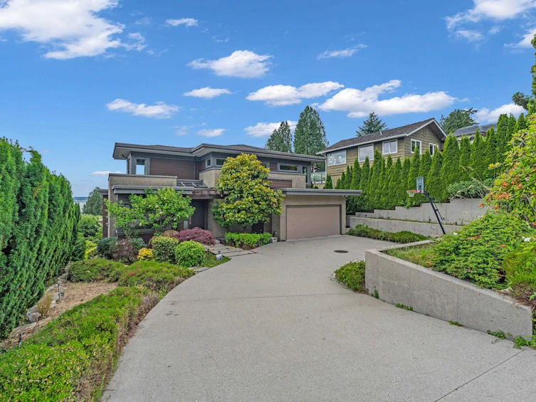 2548 Mathers Avenue, West Vancouver, BC, V7V 2J1 - 2
