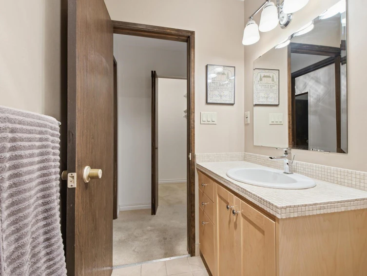 533 Ascot Street, Coquitlam, BC, V3J 6H5 - 26