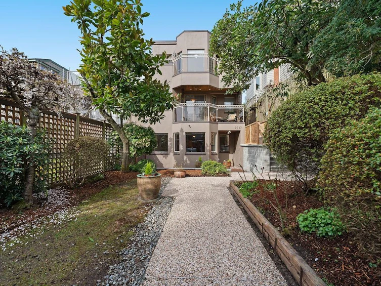 2317 Bellevue Avenue, West Vancouver, BC, V7V 1C9 - 23