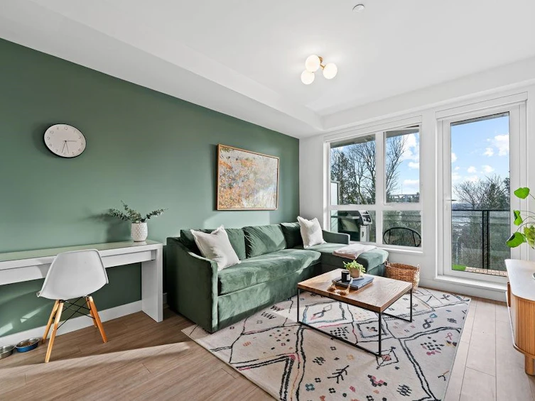 309-747 E 3rd Street, North Vancouver, BC, V7L 1G8 - 3