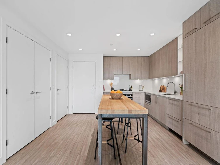 309-747 E 3rd Street, North Vancouver, BC, V7L 1G8 - 11