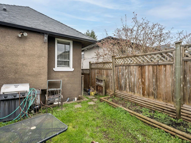 2148-2150 Ferndale Street, Vancouver, BC, V5L 1Y4 - 22