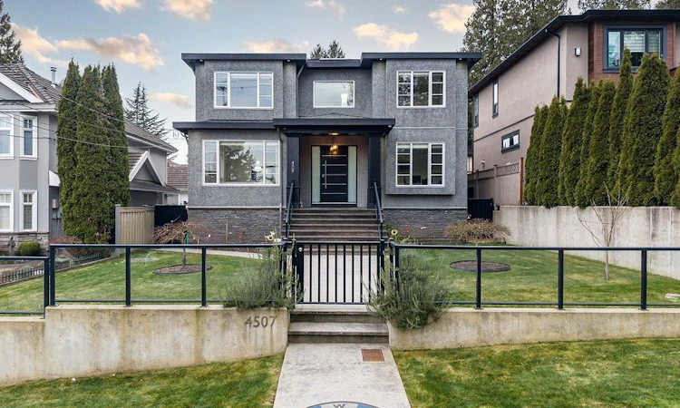 4507 Percival Avenue