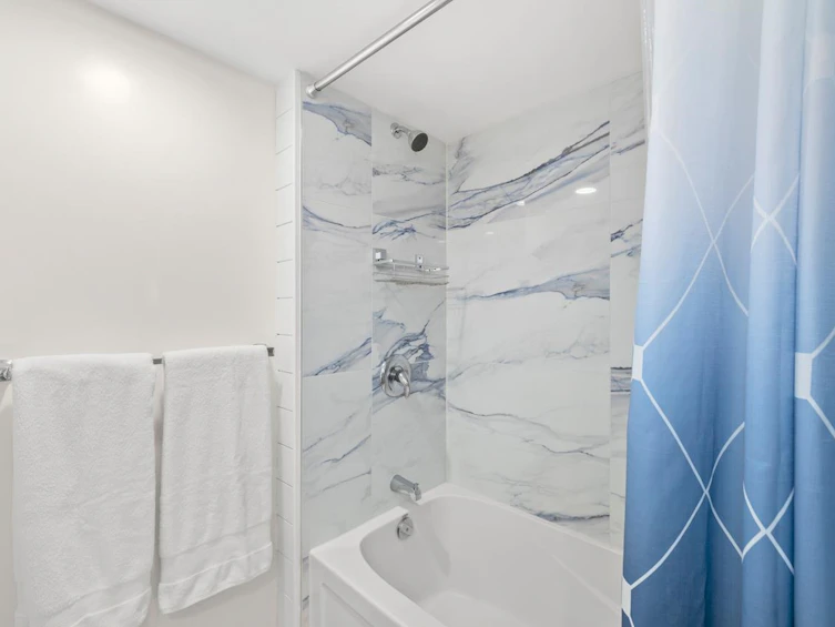 201-1480 Foster Street, Surrey, BC, V4B 3X7 - 24