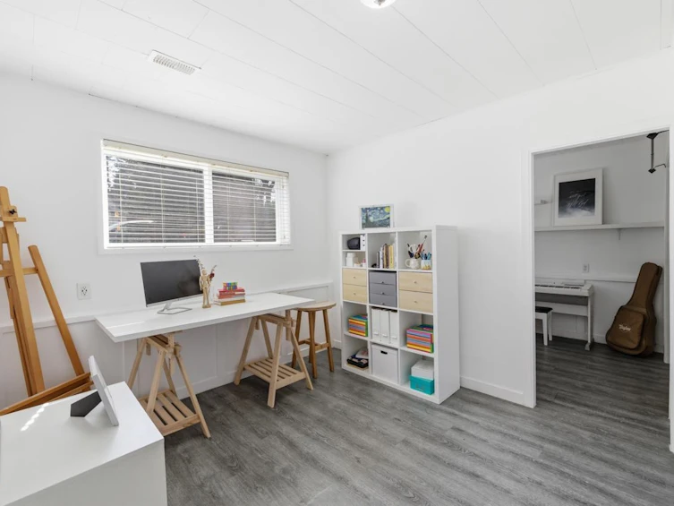 14245 Kindersley Drive, Surrey, BC, V3R 5P7 - 22