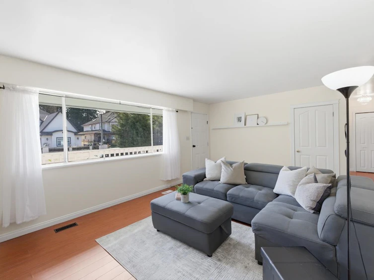 14245 Kindersley Drive, Surrey, BC, V3R 5P7 - 5