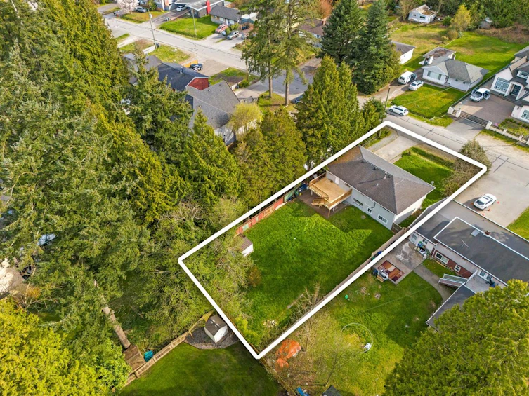 14245 Kindersley Drive, Surrey, BC, V3R 5P7 - 30