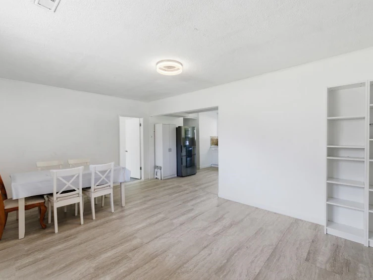 14245 Kindersley Drive, Surrey, BC, V3R 5P7 - 19