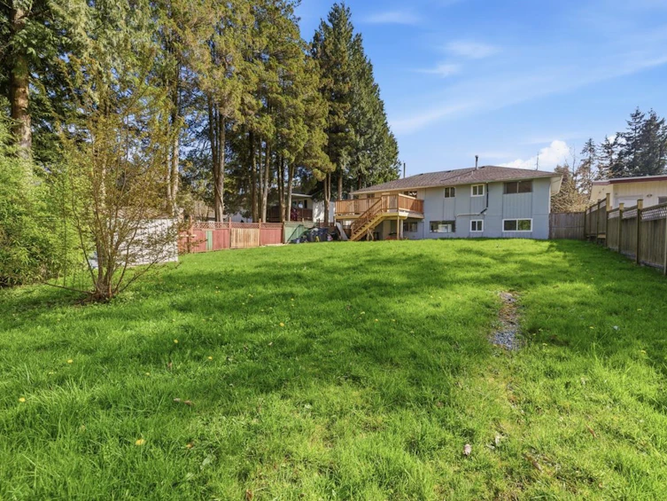 14245 Kindersley Drive, Surrey, BC, V3R 5P7 - 29