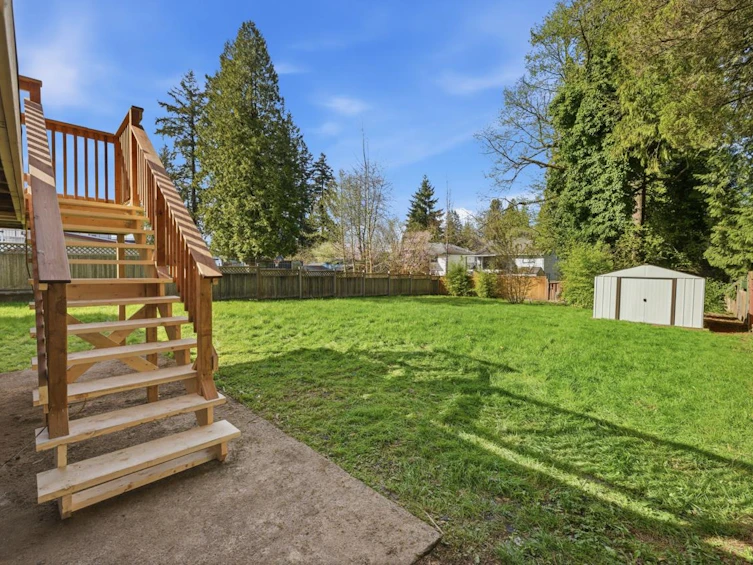 14245 Kindersley Drive, Surrey, BC, V3R 5P7 - 27