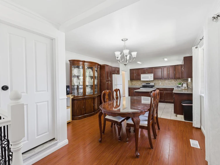 14245 Kindersley Drive, Surrey, BC, V3R 5P7 - 10