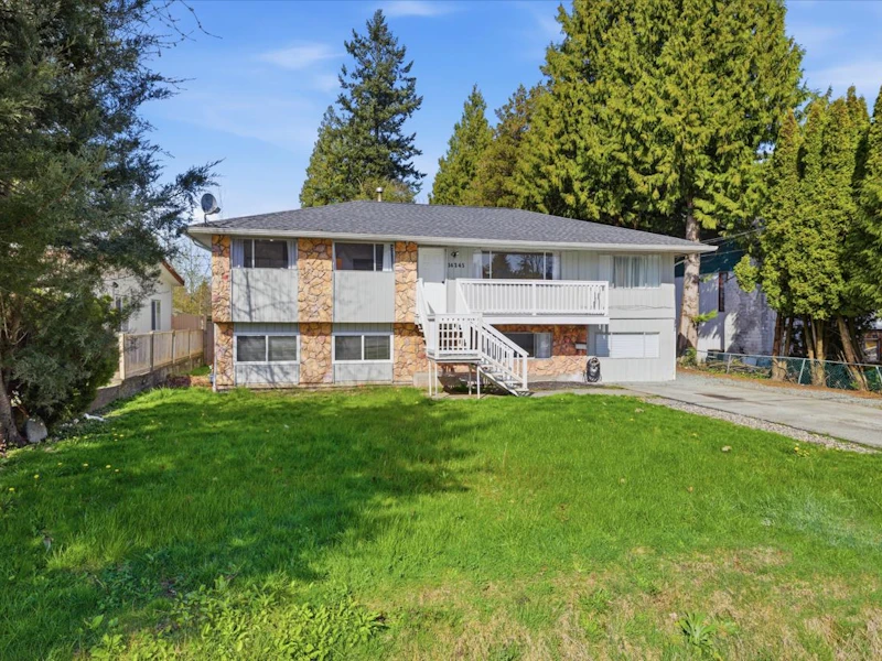 14245 Kindersley Drive, Surrey BC V3R 5P7