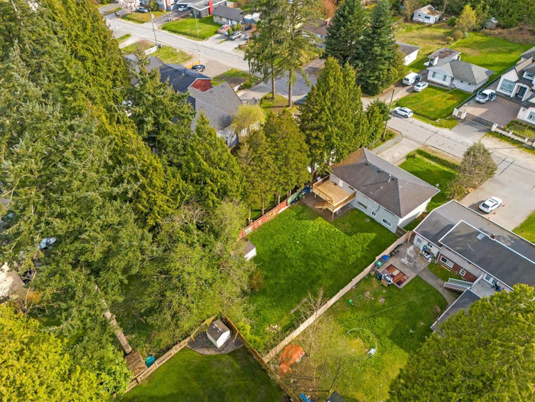 14245 Kindersley Drive, Surrey, BC, V3R 5P7 - 31
