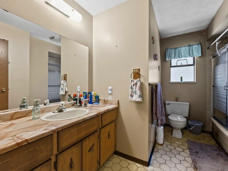 6474 131 Street, Surrey, BC, V3W 7P3 - 13