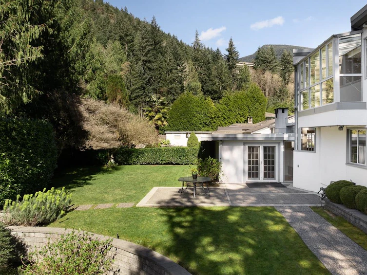 5735 Bluebell Drive, West Vancouver, BC, V7W 1T2 - 31