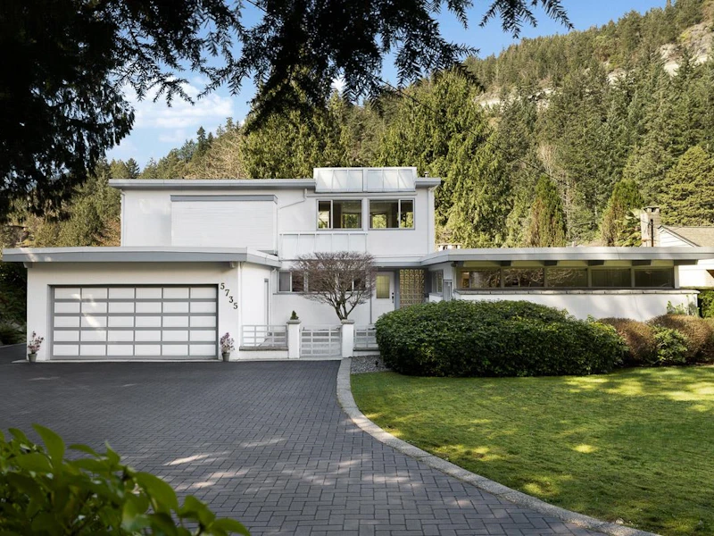 5735 Bluebell Drive, West Vancouver BC V7W 1T2