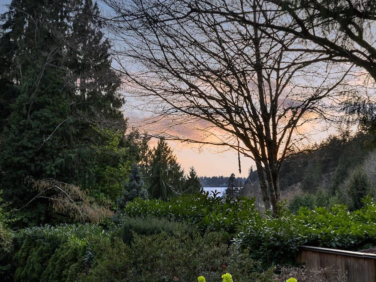 5735 Bluebell Drive, West Vancouver, BC, V7W 1T2 - 37