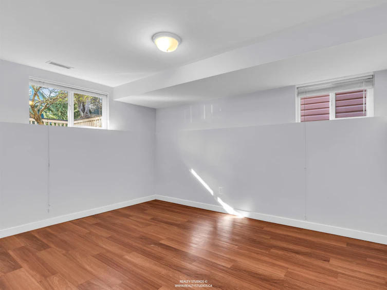 4446 Quebec Street, Vancouver, BC, V5V 3L7 - 28