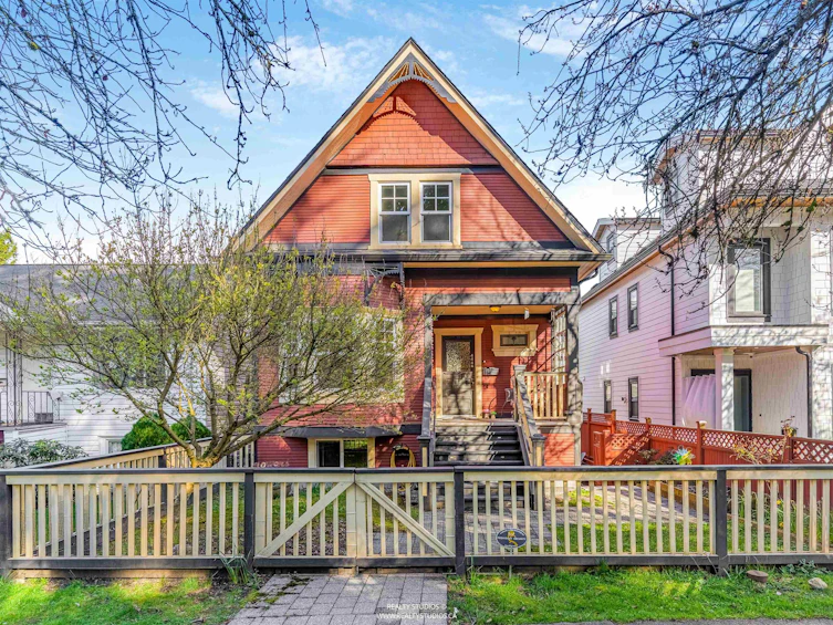 4446 Quebec Street, Vancouver, BC, V5V 3L7