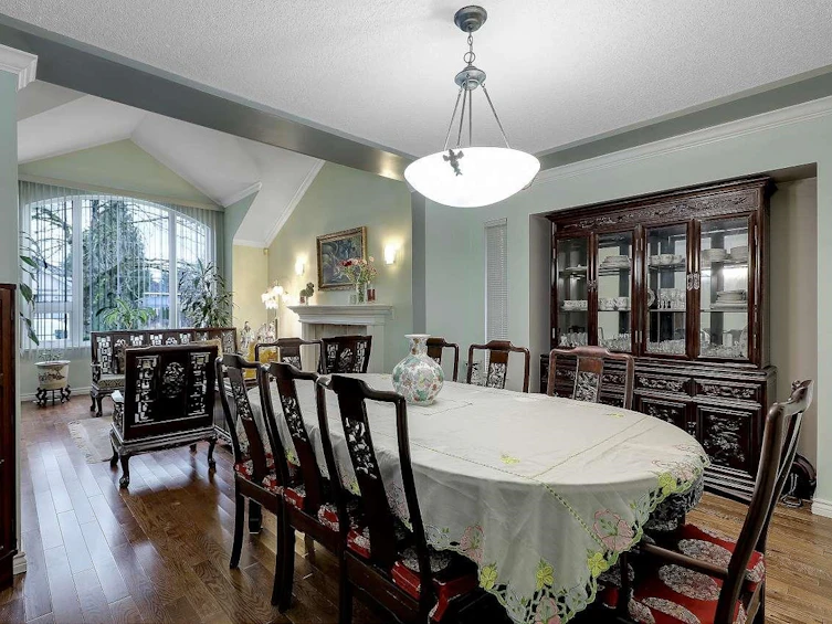 10955 156 Street, Surrey, BC, V3R 0Z3 - 10