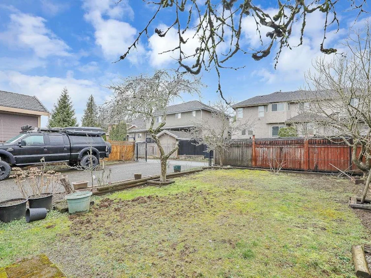 10955 156 Street, Surrey, BC, V3R 0Z3 - 25