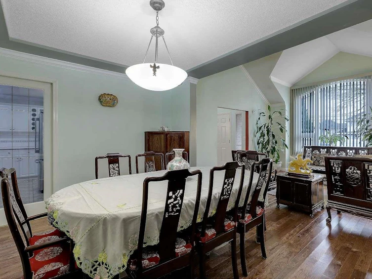 10955 156 Street, Surrey, BC, V3R 0Z3 - 11
