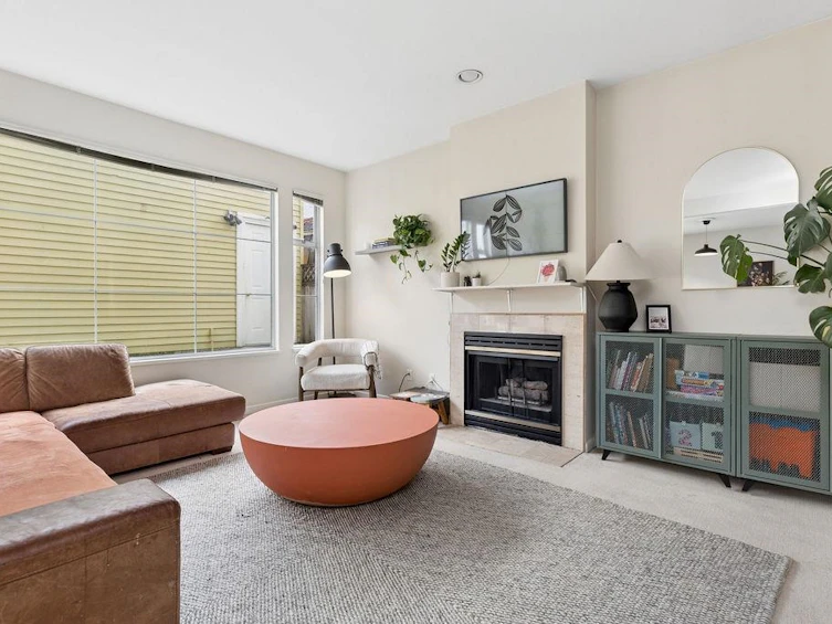 3110 W 3 Avenue, Vancouver, BC, V6K 1N3 - 5