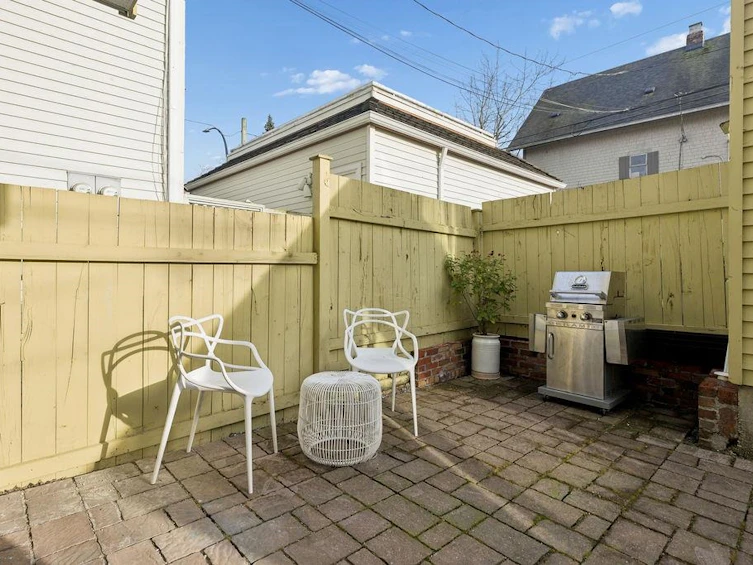 3110 W 3 Avenue, Vancouver, BC, V6K 1N3 - 11