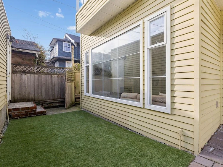 3110 W 3 Avenue, Vancouver, BC, V6K 1N3 - 13