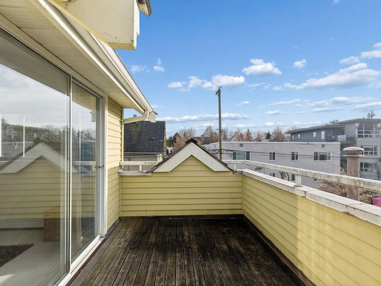 3110 W 3 Avenue, Vancouver, BC, V6K 1N3 - 36