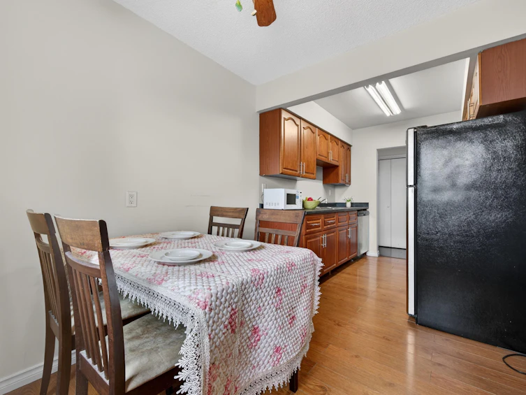 202-4695 Imperial Street, Burnaby, BC, V5J 1B9 - 12