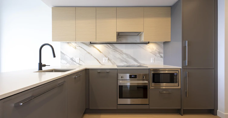 3202-13745 George Junction, Surrey, BC, V3T 0V8 - 4